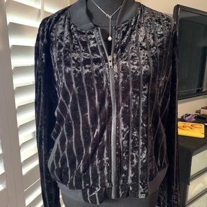 ❌sold❌ NWOT elegant LuLaRoe Stevie jacket